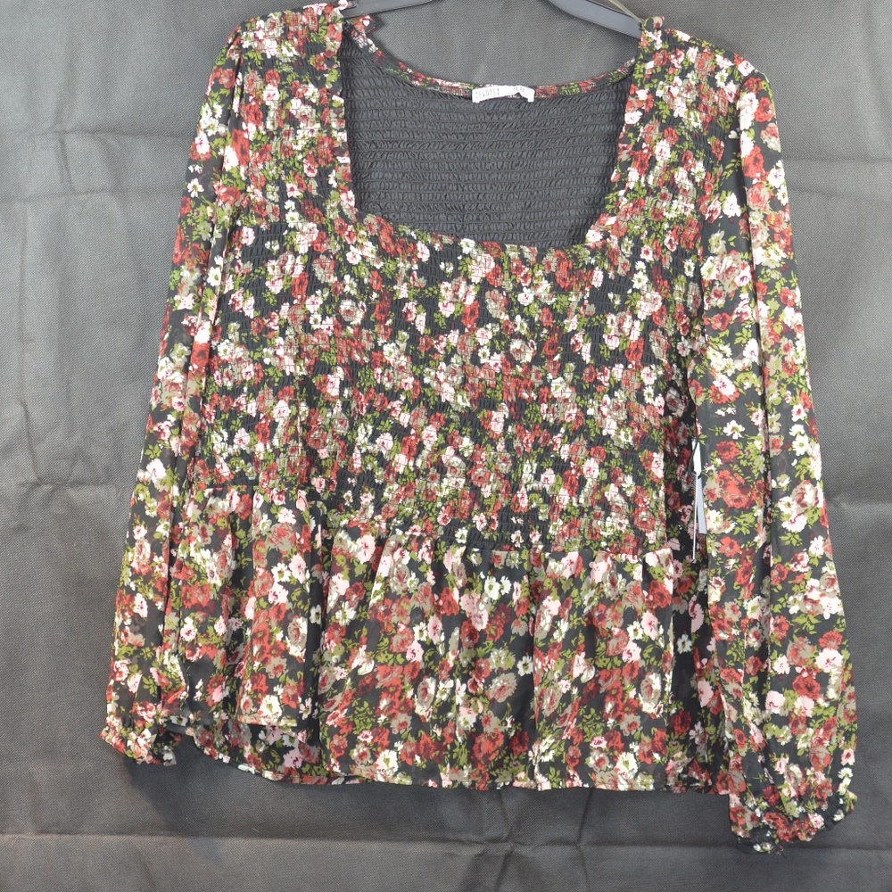 Foral Top SZ 4X Devoted NWT